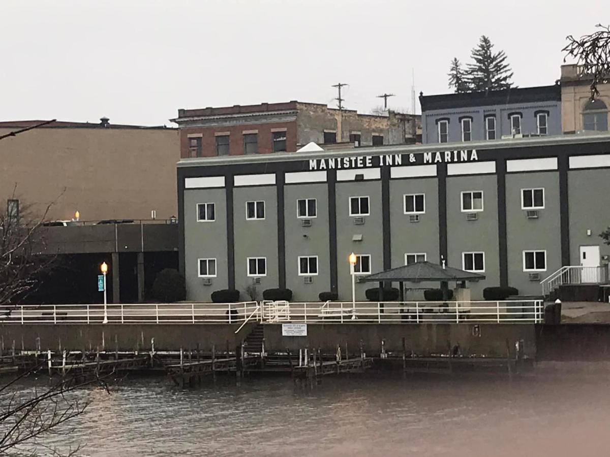 Manistee Inn & Marina Exteriér fotografie